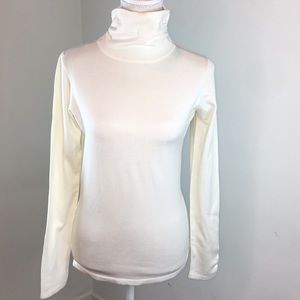 Joseph A Cream Turtleneck